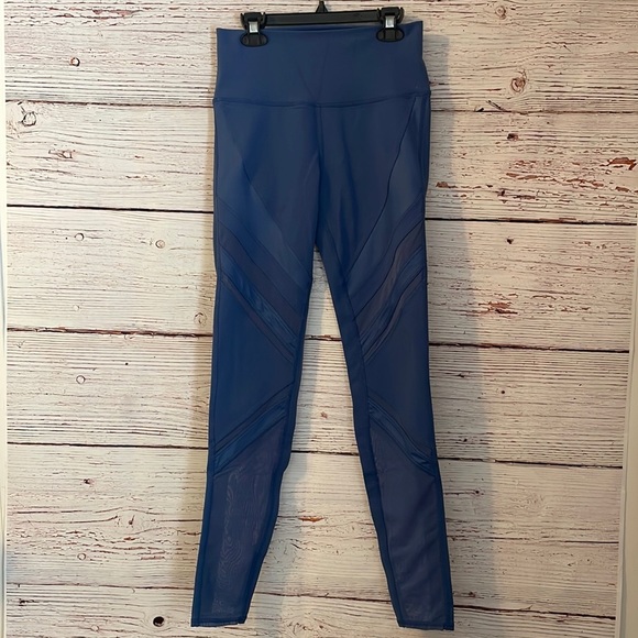 Alo leggings - Picture 1 of 6